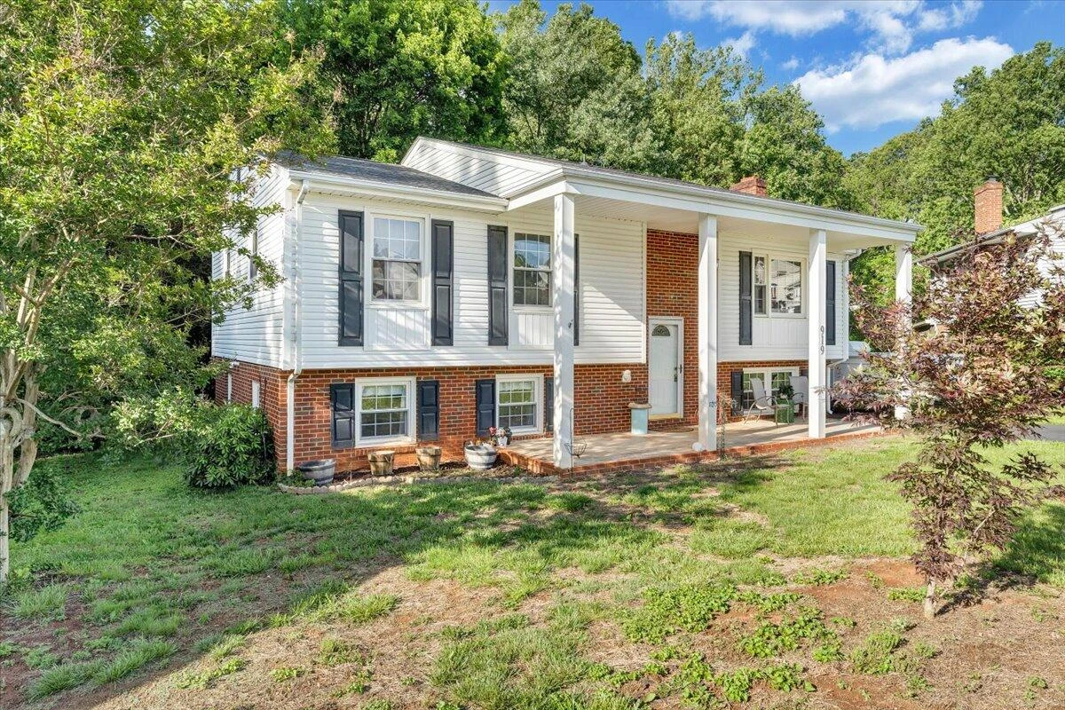 919 Halifax CIR - Photo 45