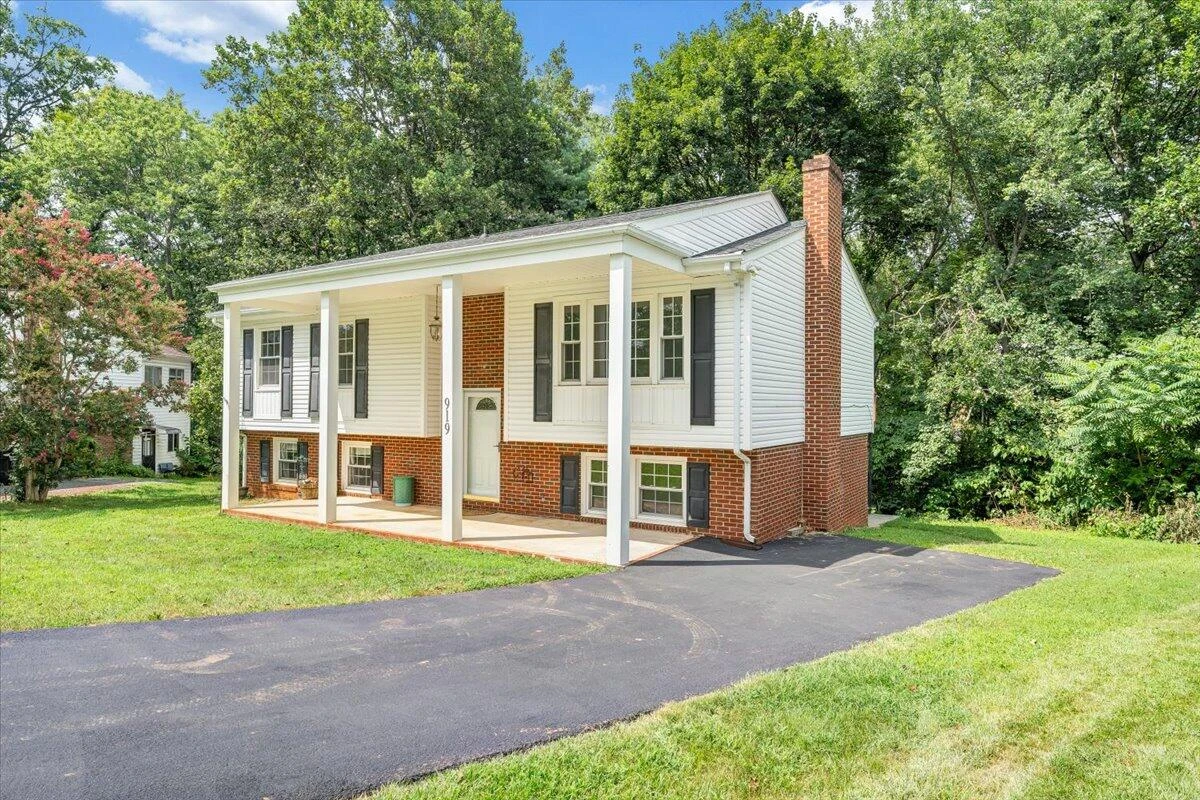 919 Halifax CIR - Photo 50