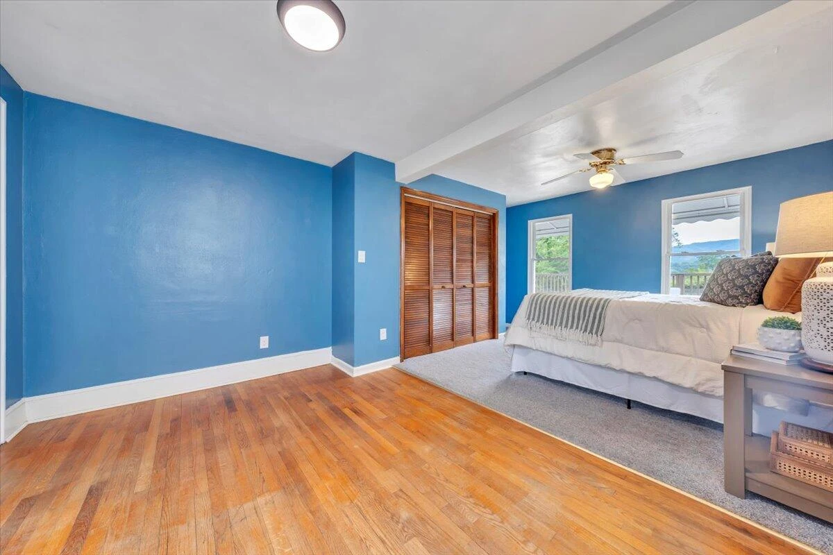 1102 Carolina AVE - Photo 22