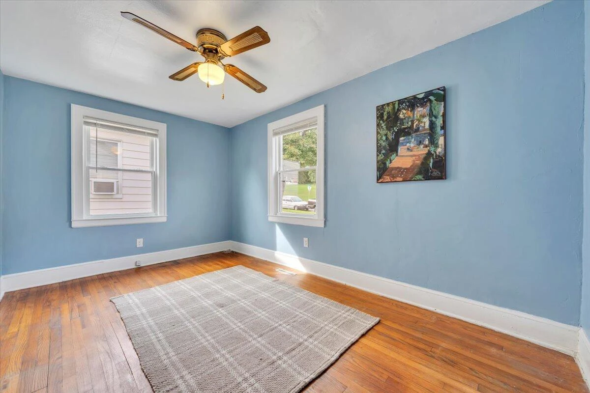 1102 Carolina AVE - Photo 24