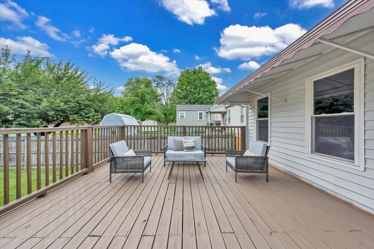 1102 Carolina AVE - Photo 30