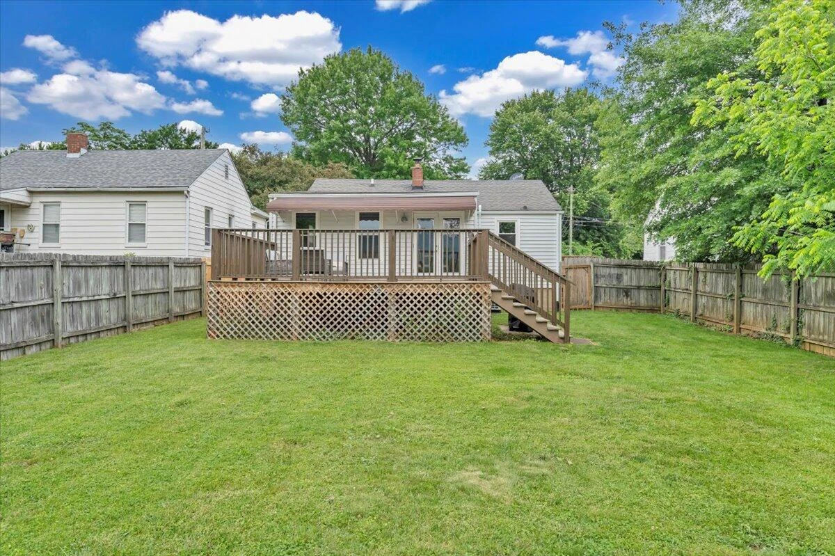 1102 Carolina AVE - Photo 33