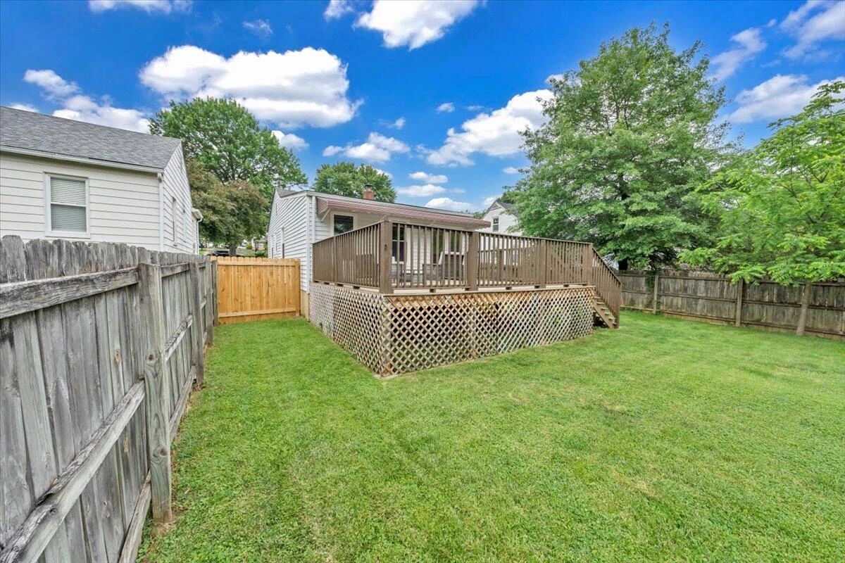 1102 Carolina AVE - Photo 40