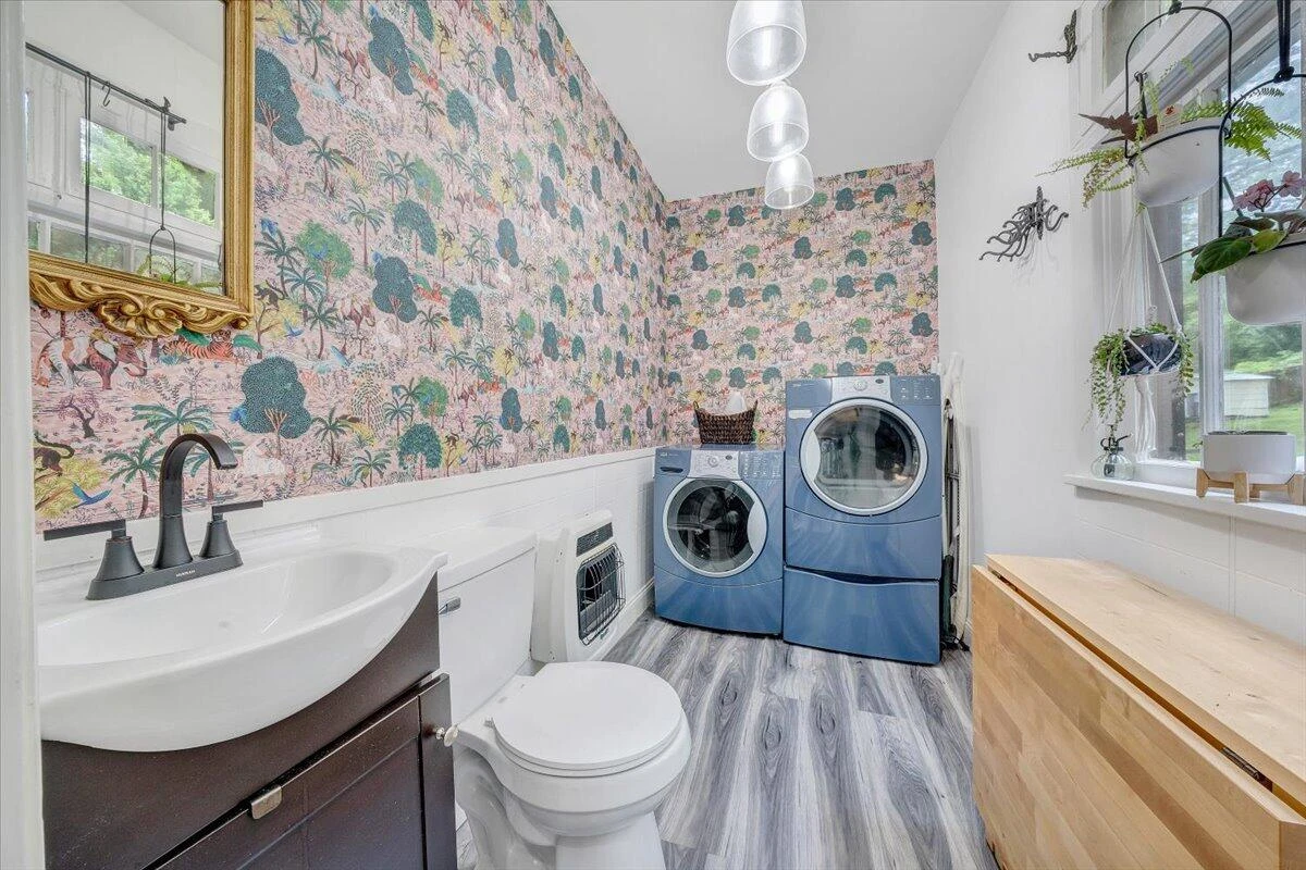 108 Alleghany ST - Photo 22