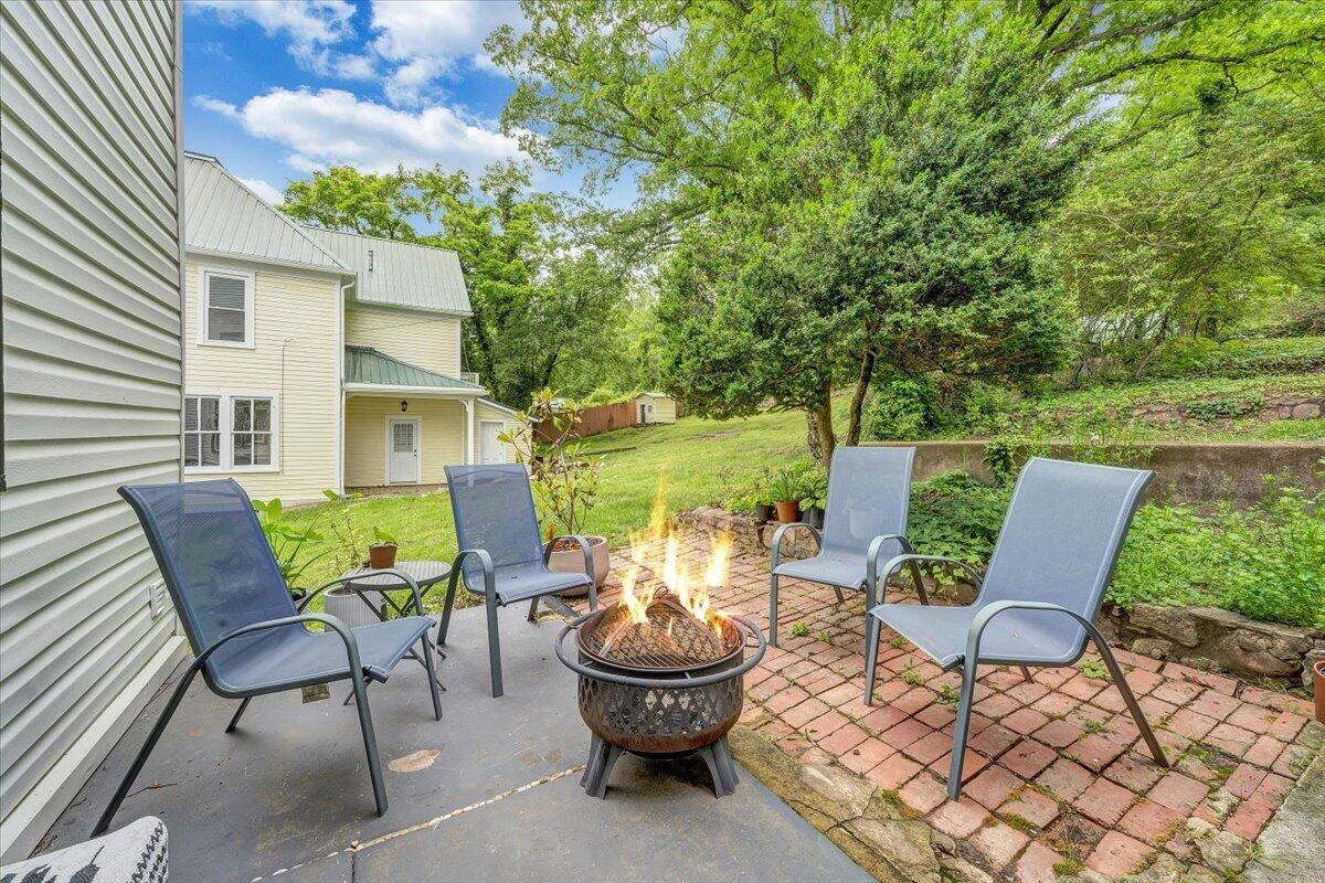 108 Alleghany ST - Photo 39