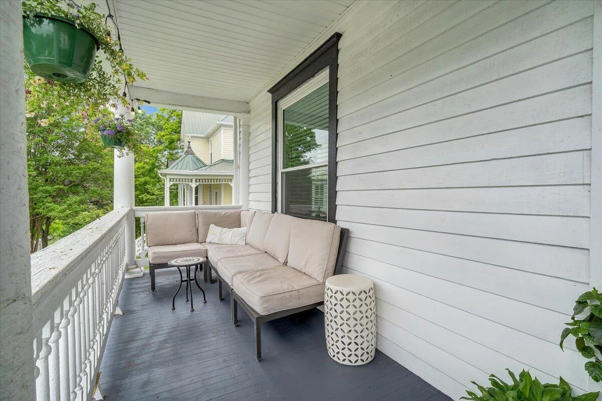 108 Alleghany ST - Photo 4