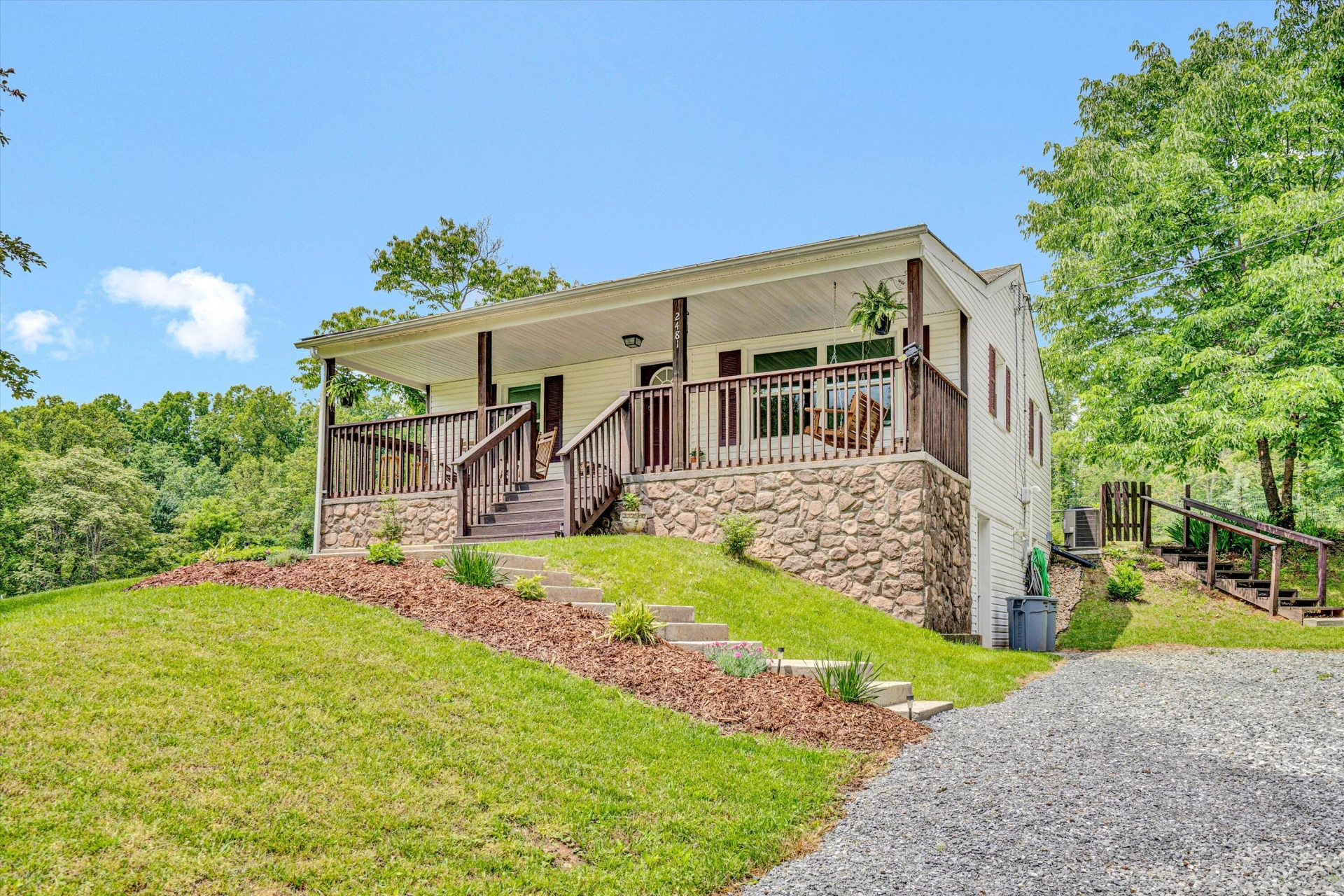 2481 Laymantown RD - Photo 5