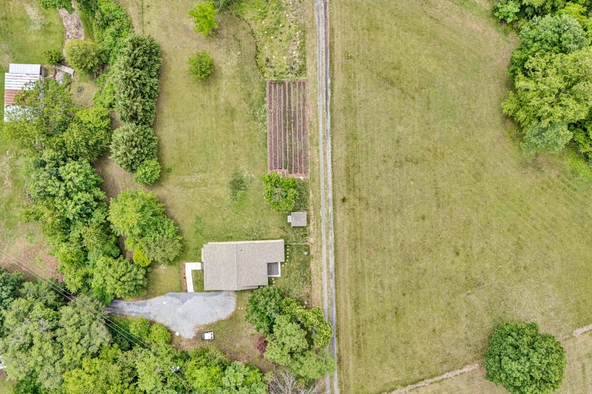 2481 Laymantown RD - Photo 32