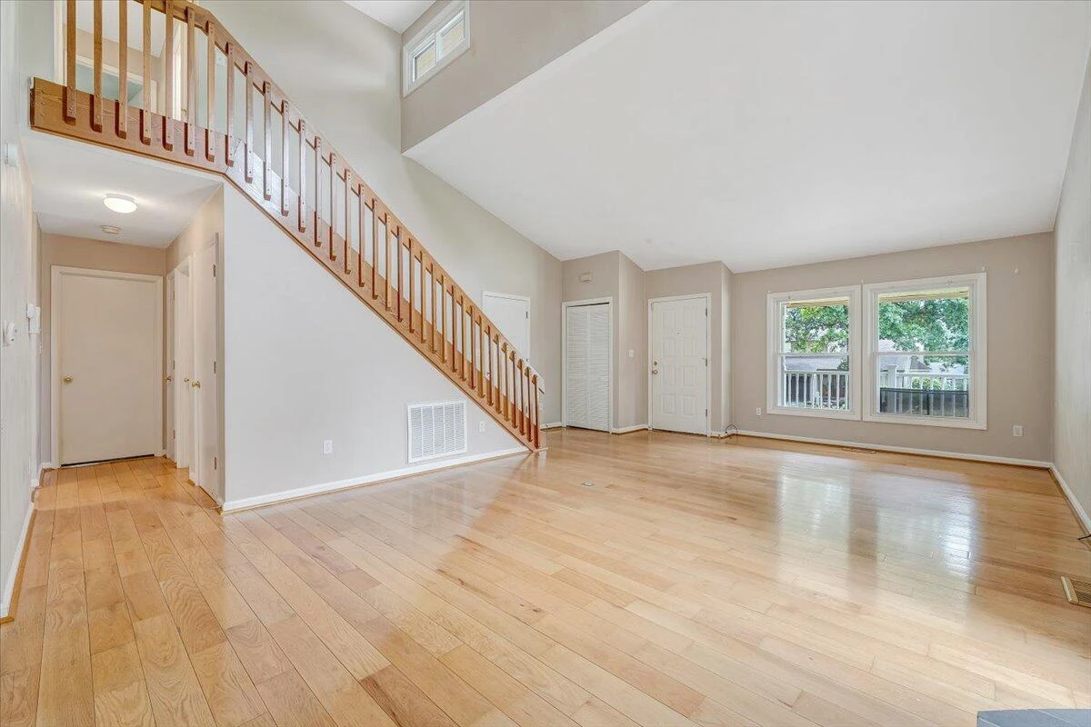1894 Woodmere CT - Photo 12