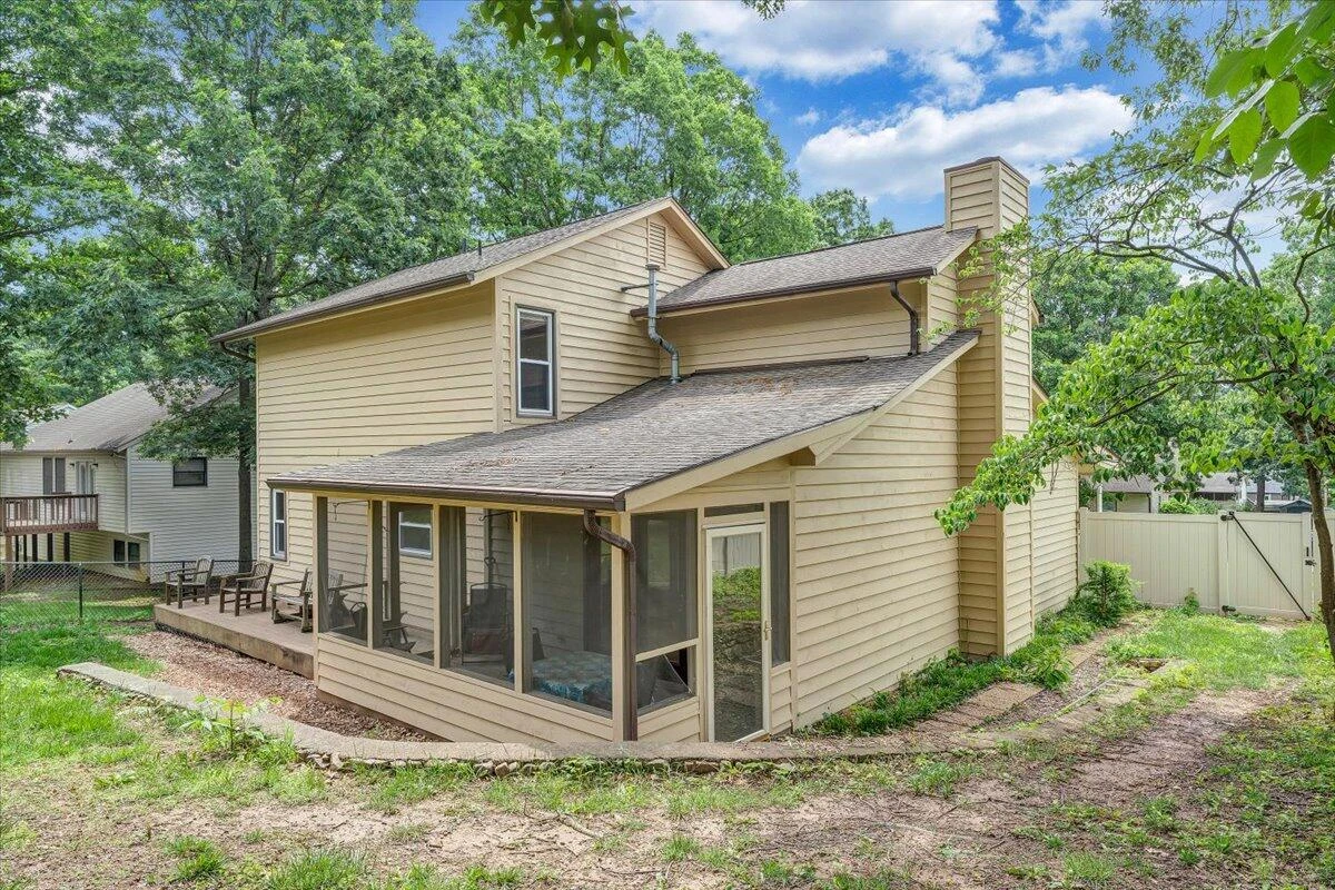 1894 Woodmere CT - Photo 36