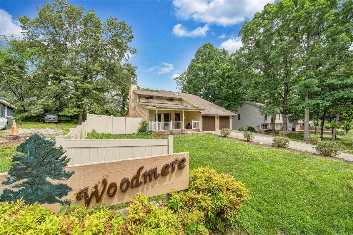 1894 Woodmere CT - Photo 45