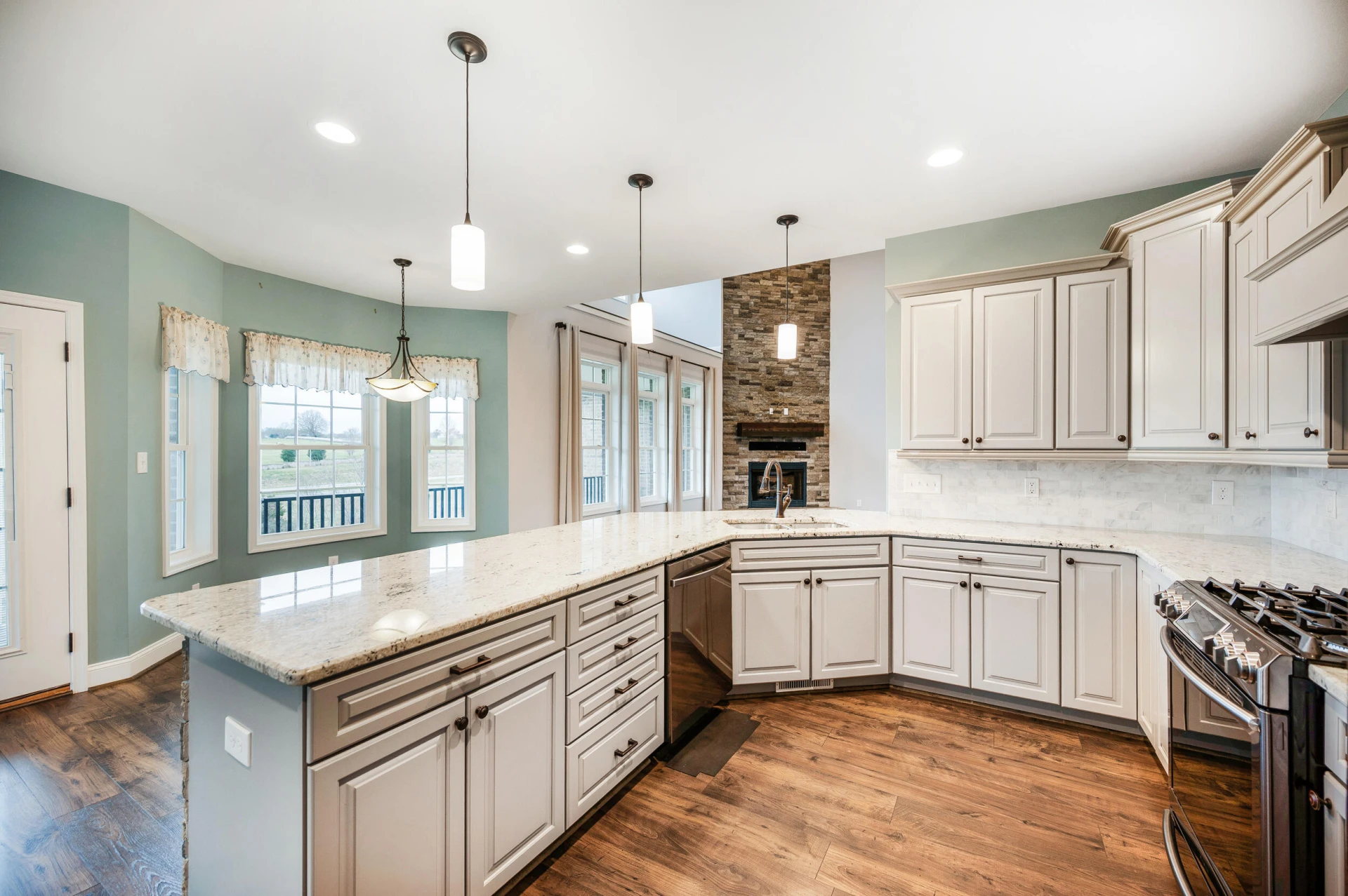 1695 Colby DR - Photo 13