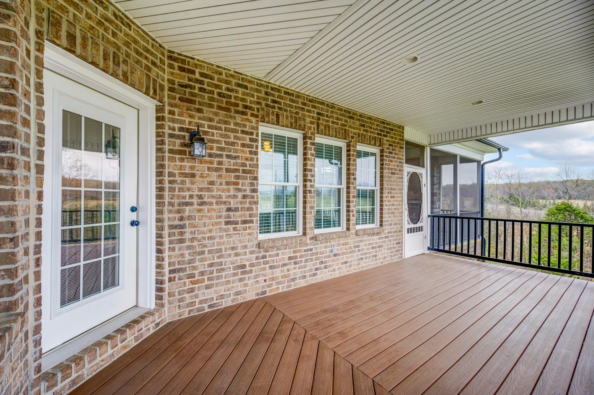 1695 Colby DR - Photo 22