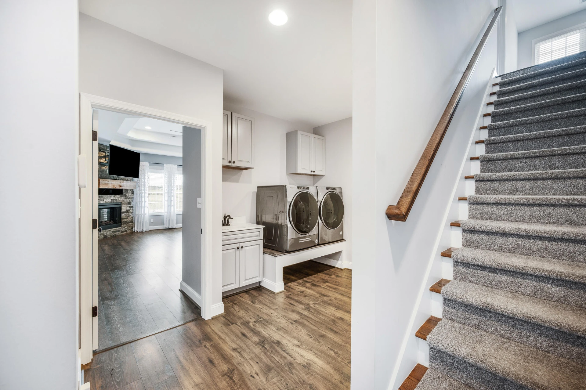 1695 Colby DR - Photo 31