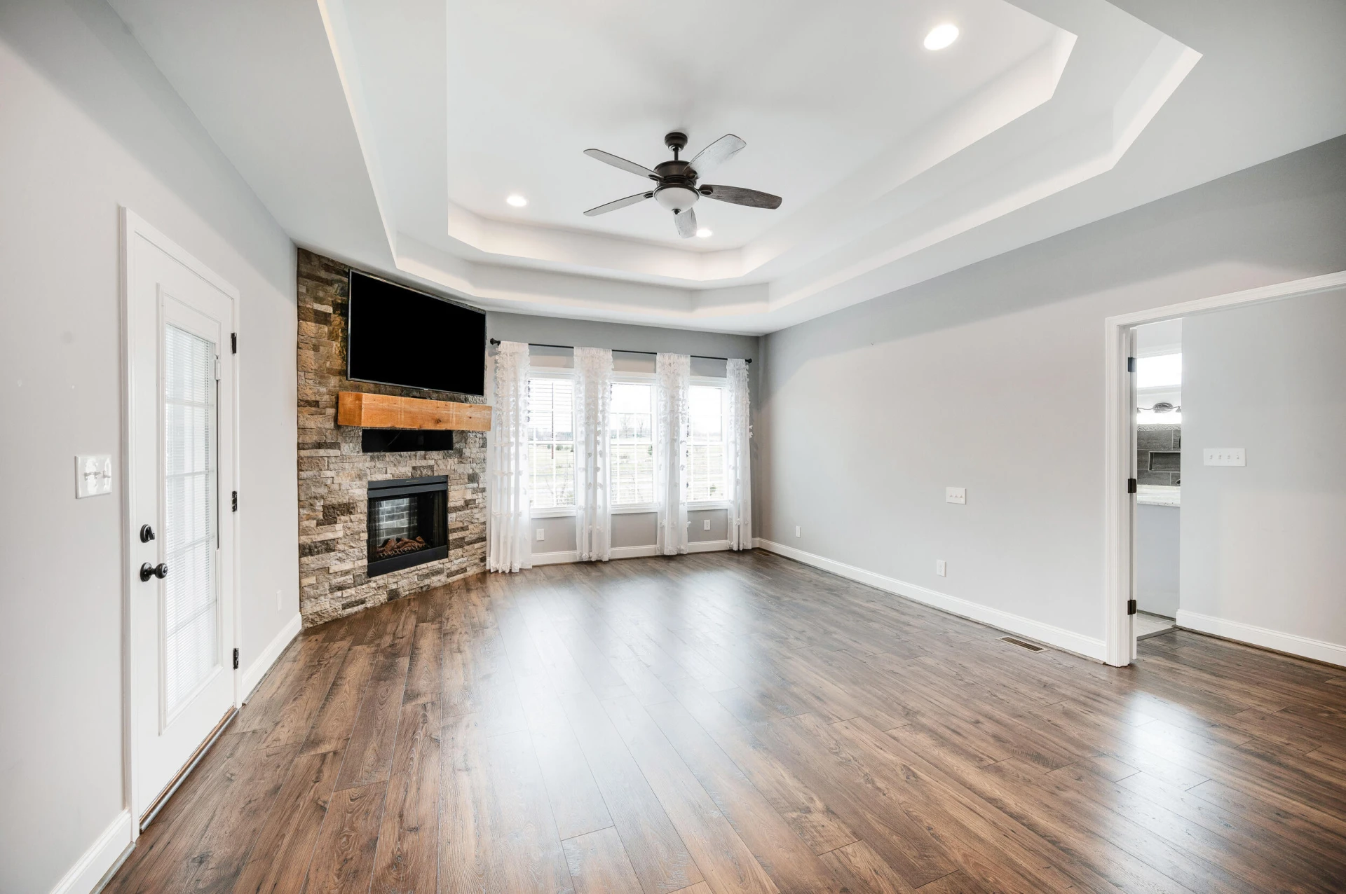 1695 Colby DR - Photo 33
