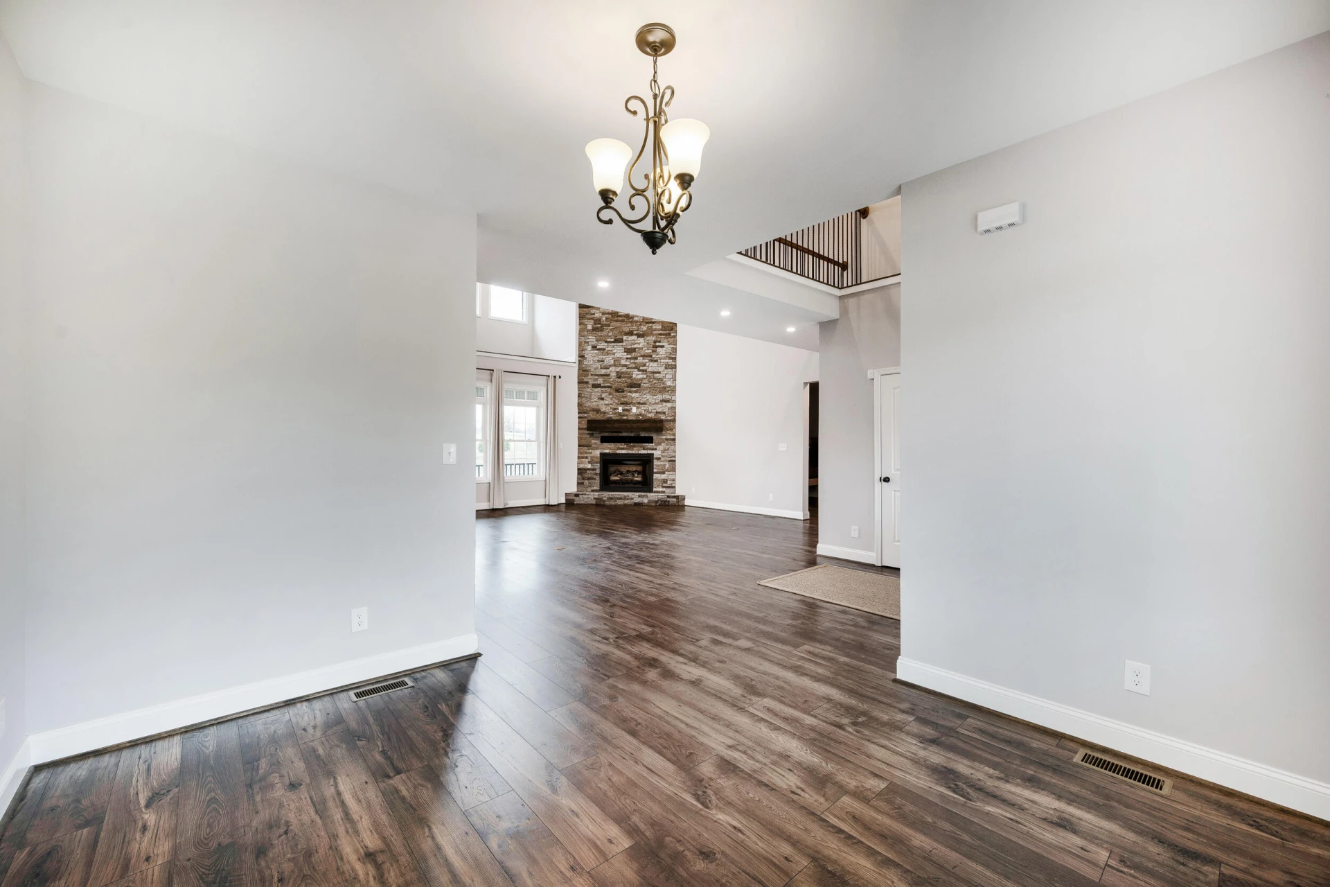 1695 Colby DR - Photo 5