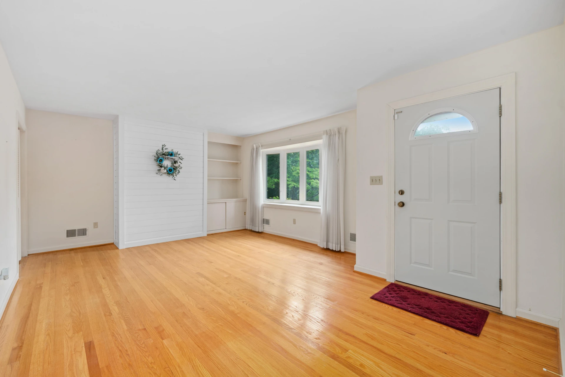 5225 Carriage DR - Photo 4