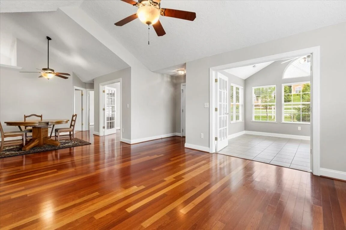 225 Patriot WAY - Photo 13