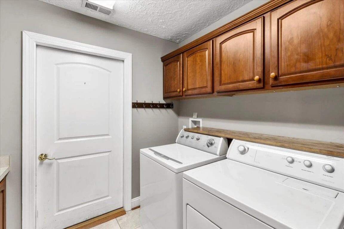 225 Patriot WAY - Photo 38