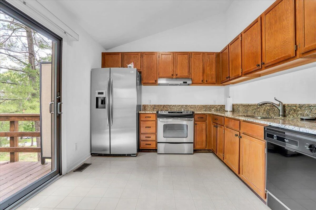 4554 Summerset DR - Photo 13