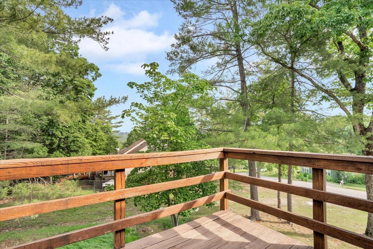 4554 Summerset DR - Photo 16