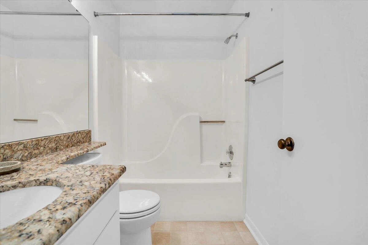 4554 Summerset DR - Photo 17