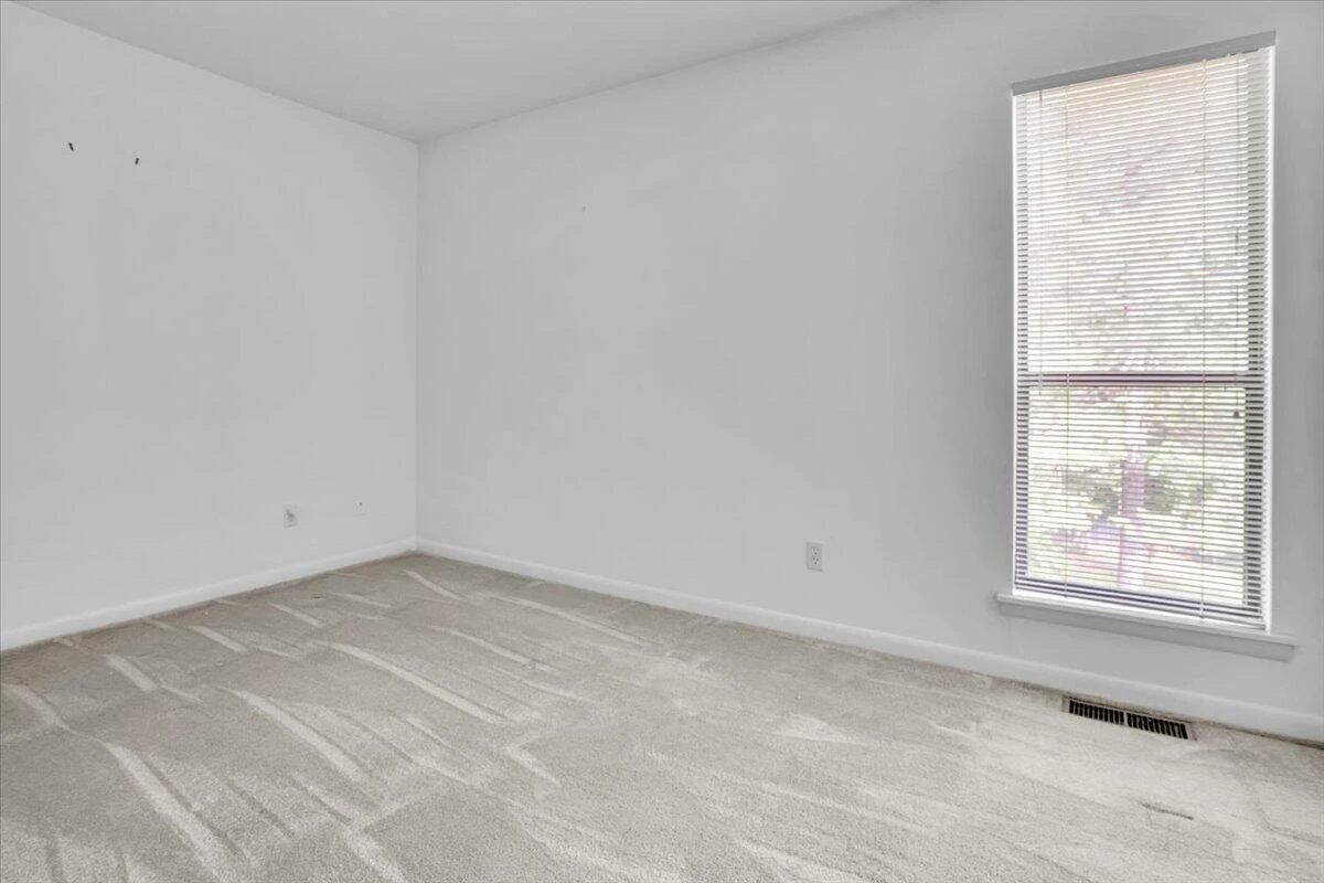4554 Summerset DR - Photo 19