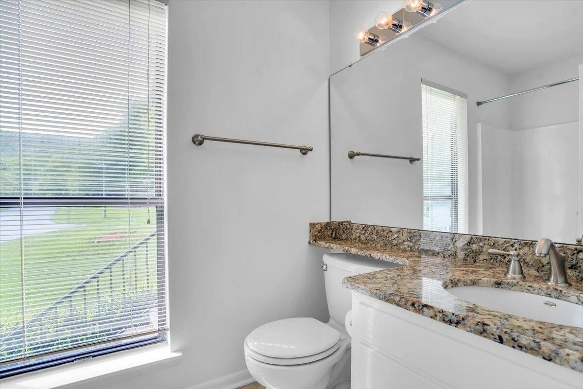 4554 Summerset DR - Photo 5