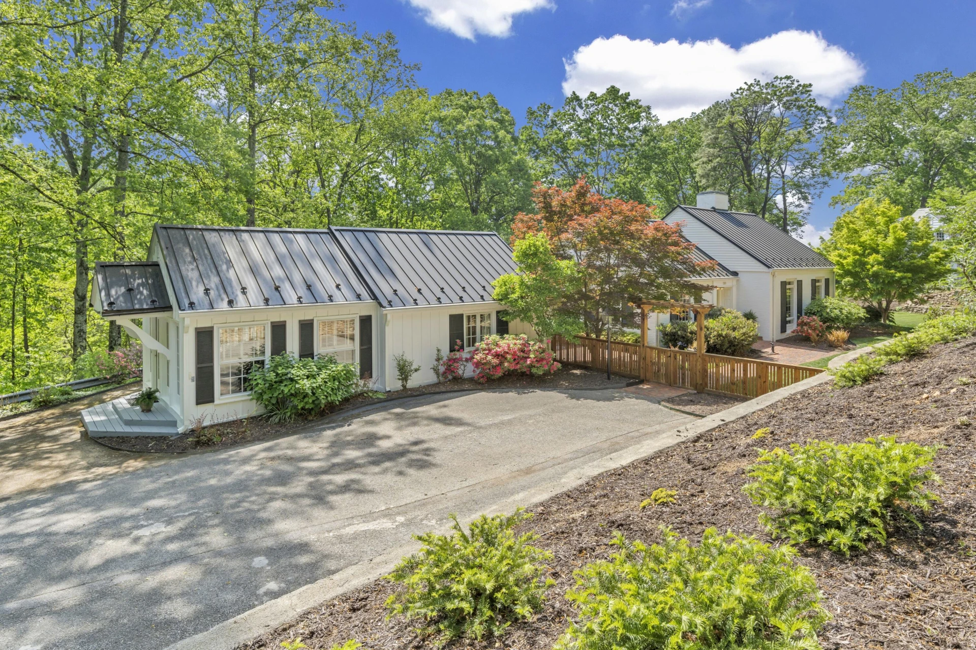 3169 West Ridge RD