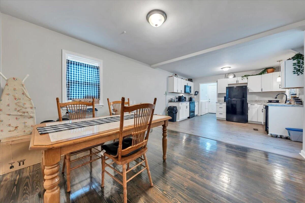 1402 Aspen ST - Photo 7