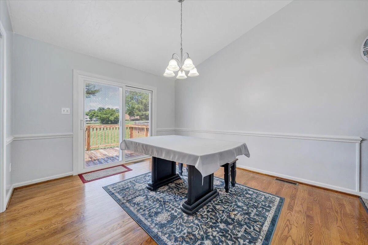 6032 Old Manor CT - Photo 10