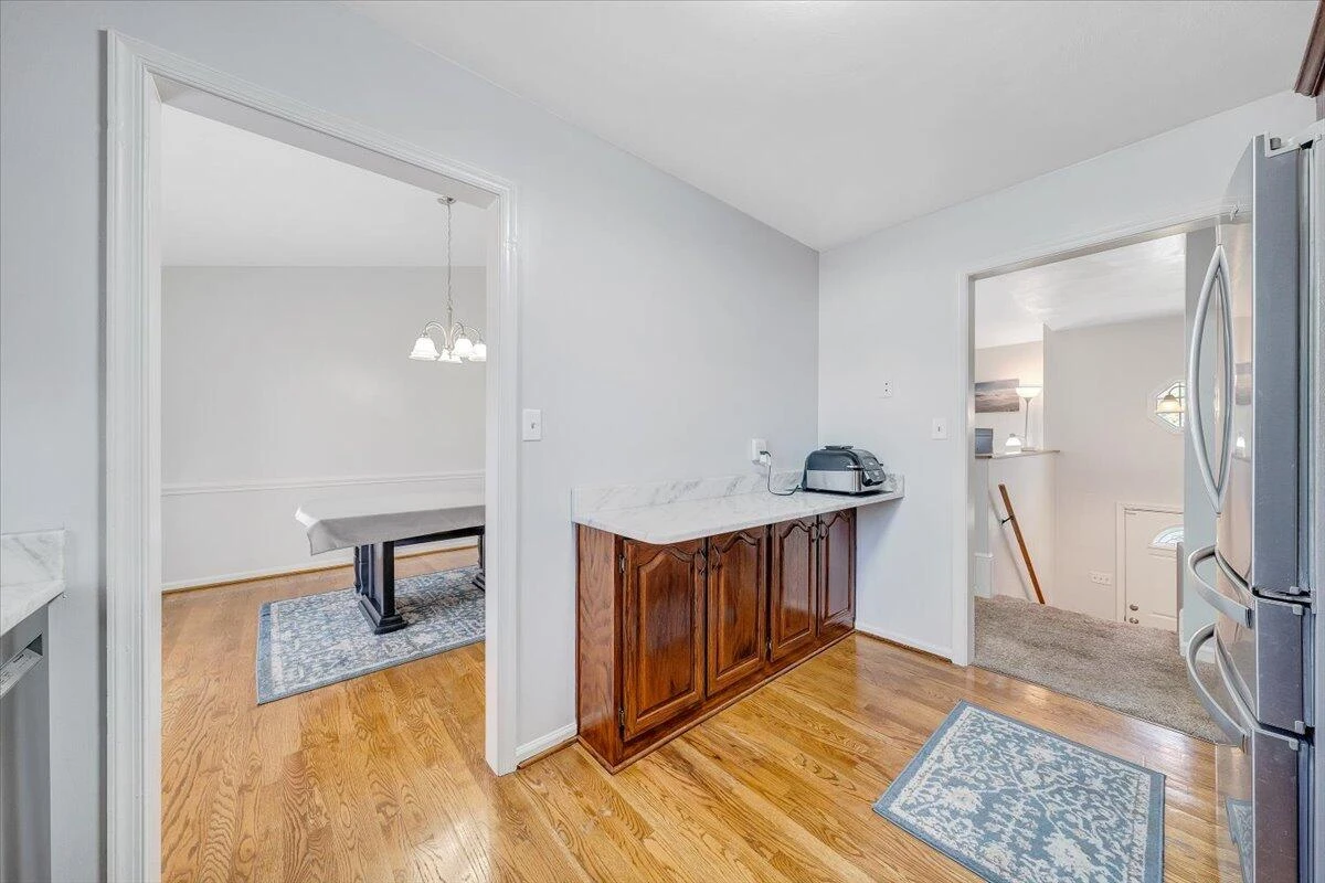 6032 Old Manor CT - Photo 16