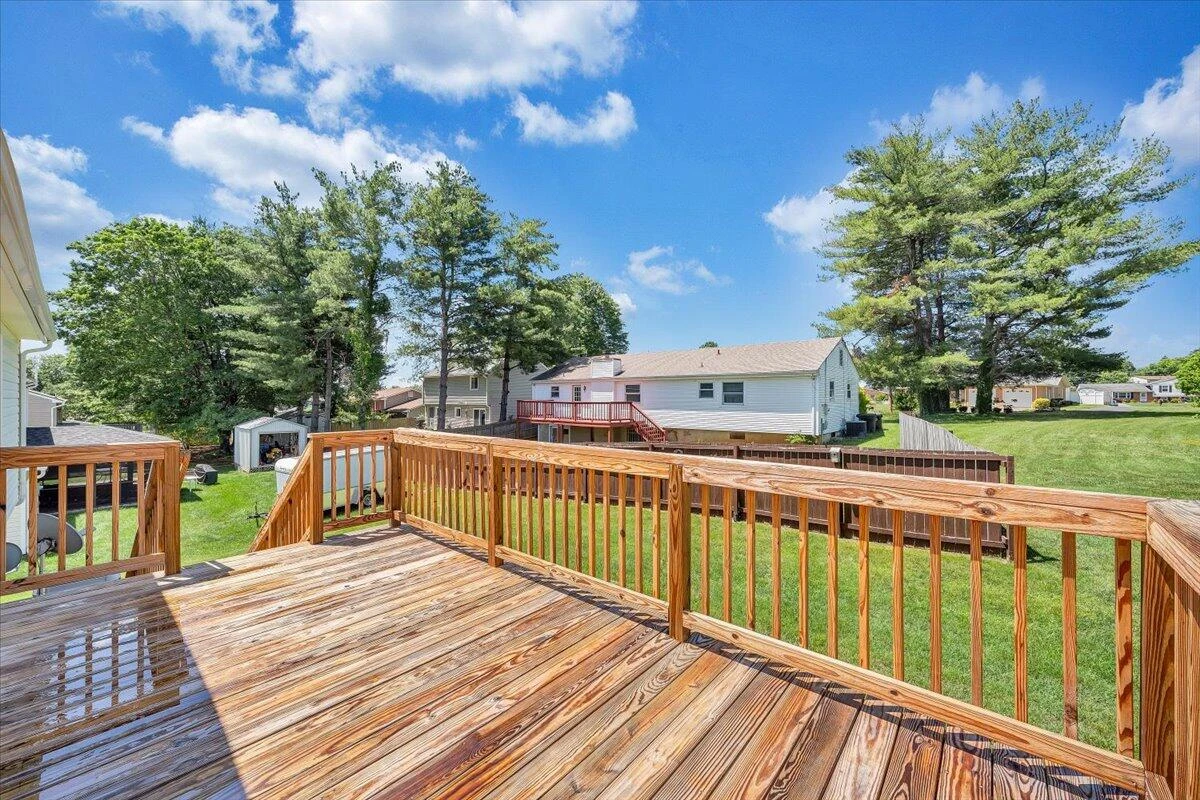 6032 Old Manor CT - Photo 2