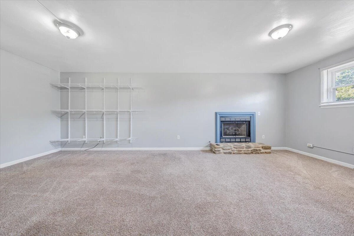6032 Old Manor CT - Photo 30