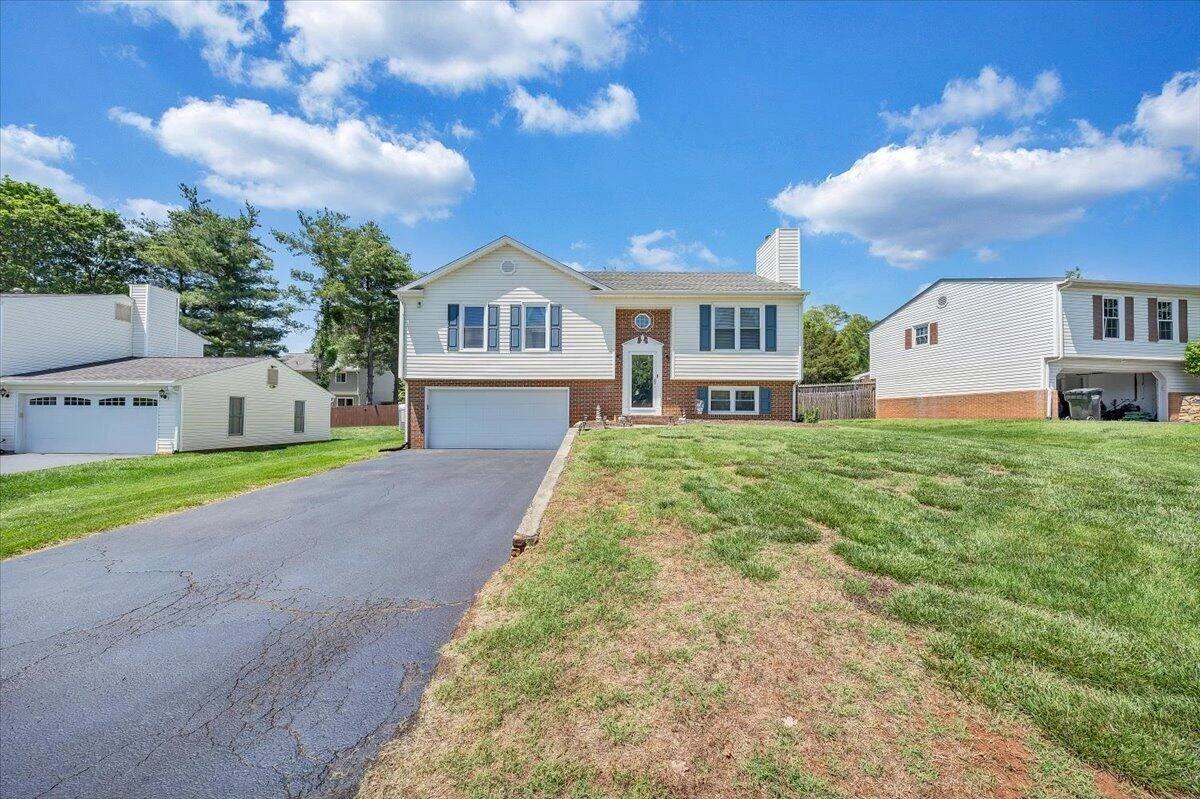 6032 Old Manor CT - Photo 42