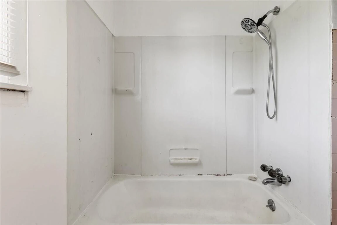 5144 Thornspring RD - Photo 17