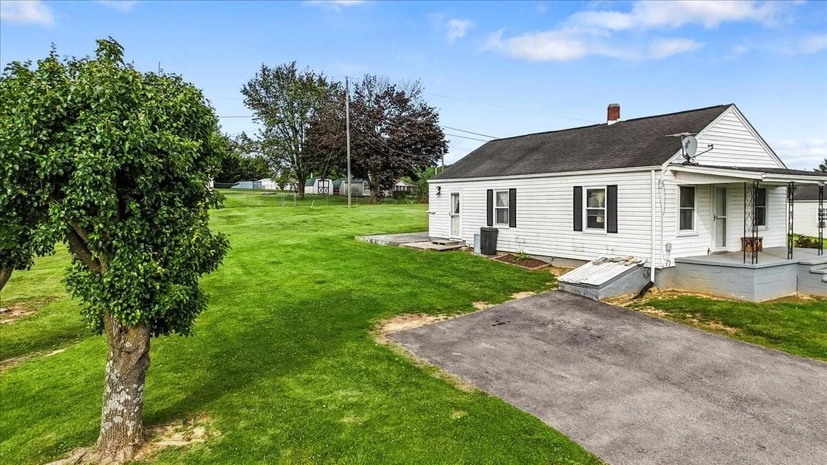 5144 Thornspring RD - Photo 44