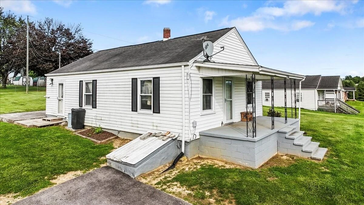 5144 Thornspring RD - Photo 45