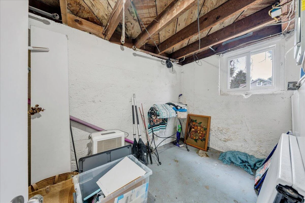 2304 Larchwood ST - Photo 30