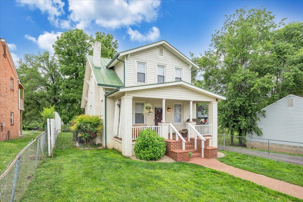 2304 Larchwood ST - Photo 39
