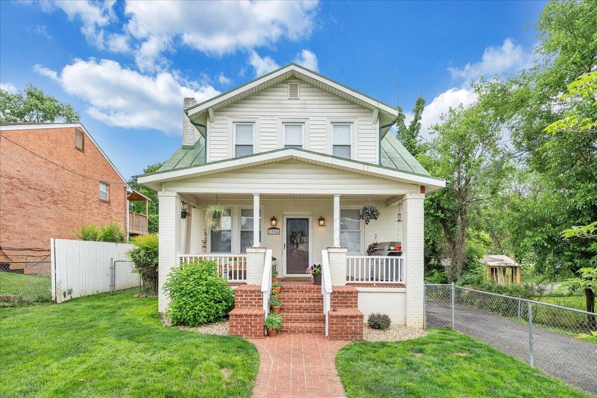 2304 Larchwood ST - Photo 40