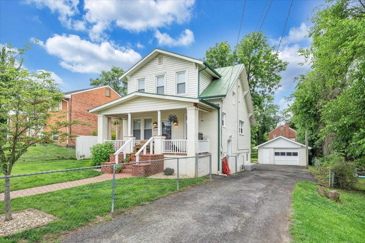 2304 Larchwood ST - Photo 42