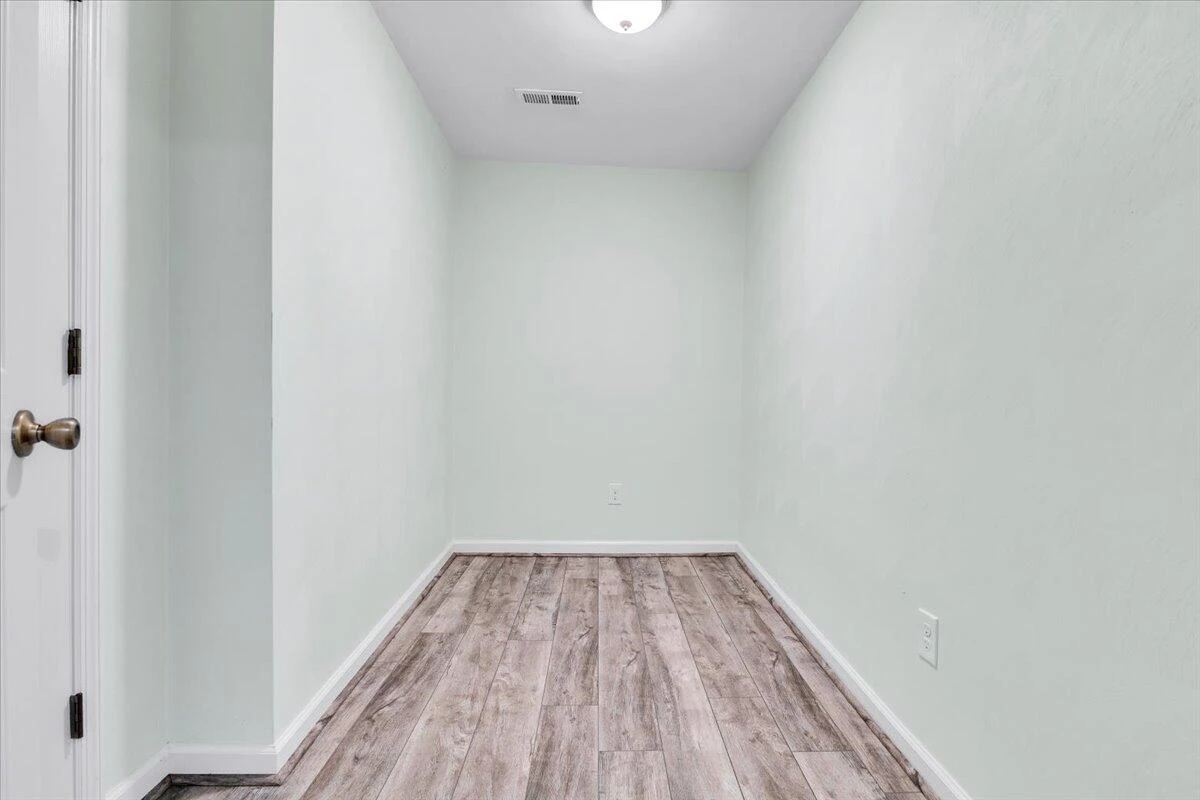 4131 Rutrough RD - Photo 32