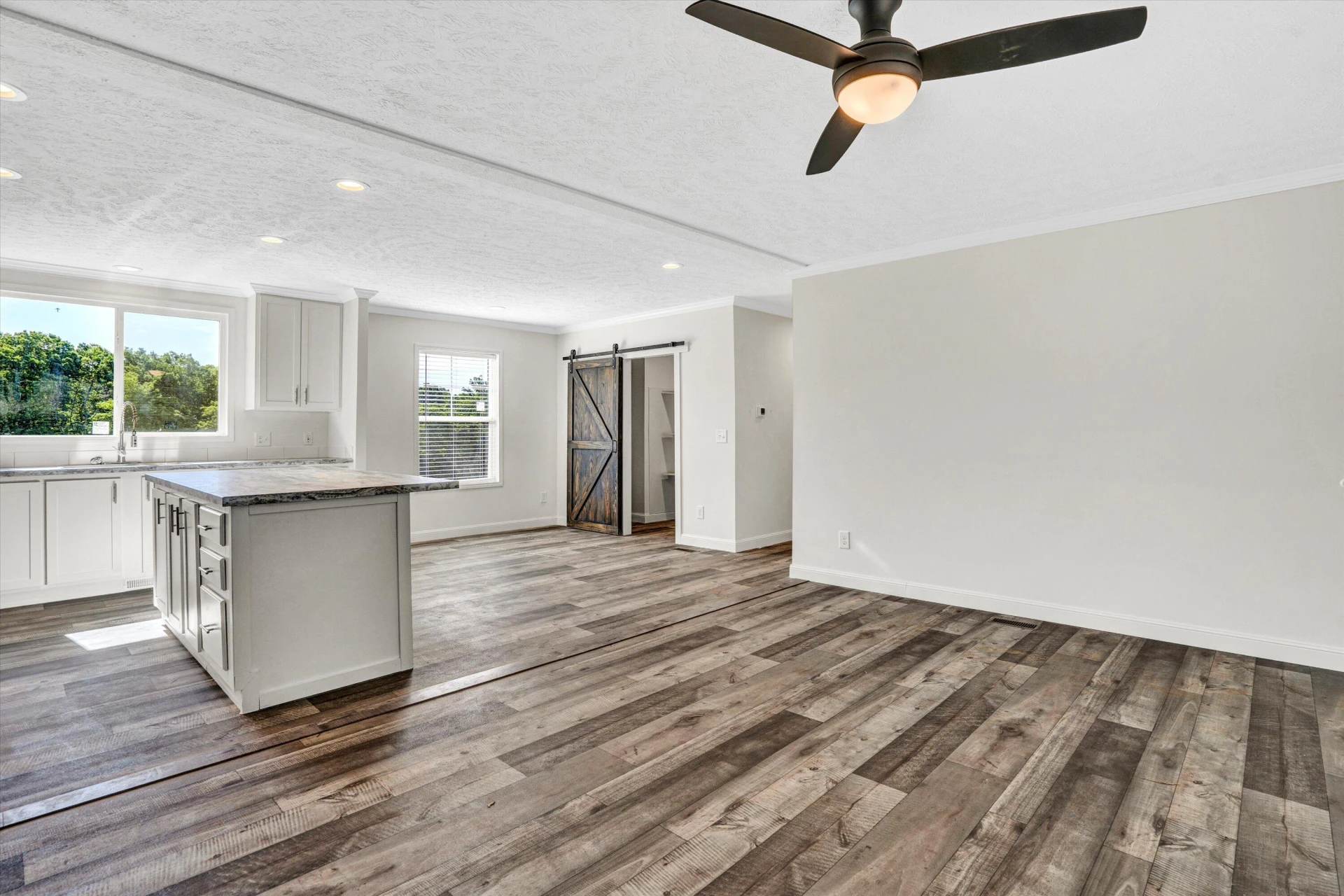1152 CALICO ROCK RD - Photo 4