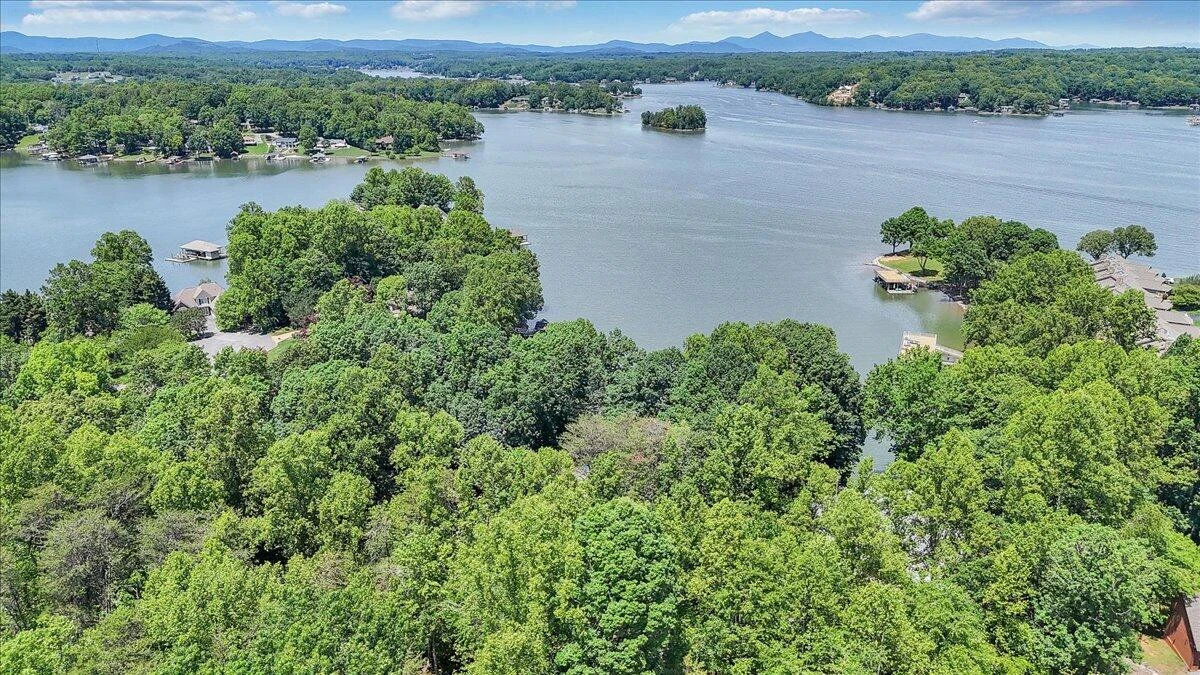 114 Freeboard DR - Photo 111
