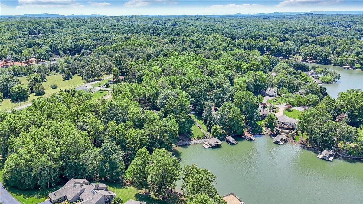 114 Freeboard DR - Photo 117