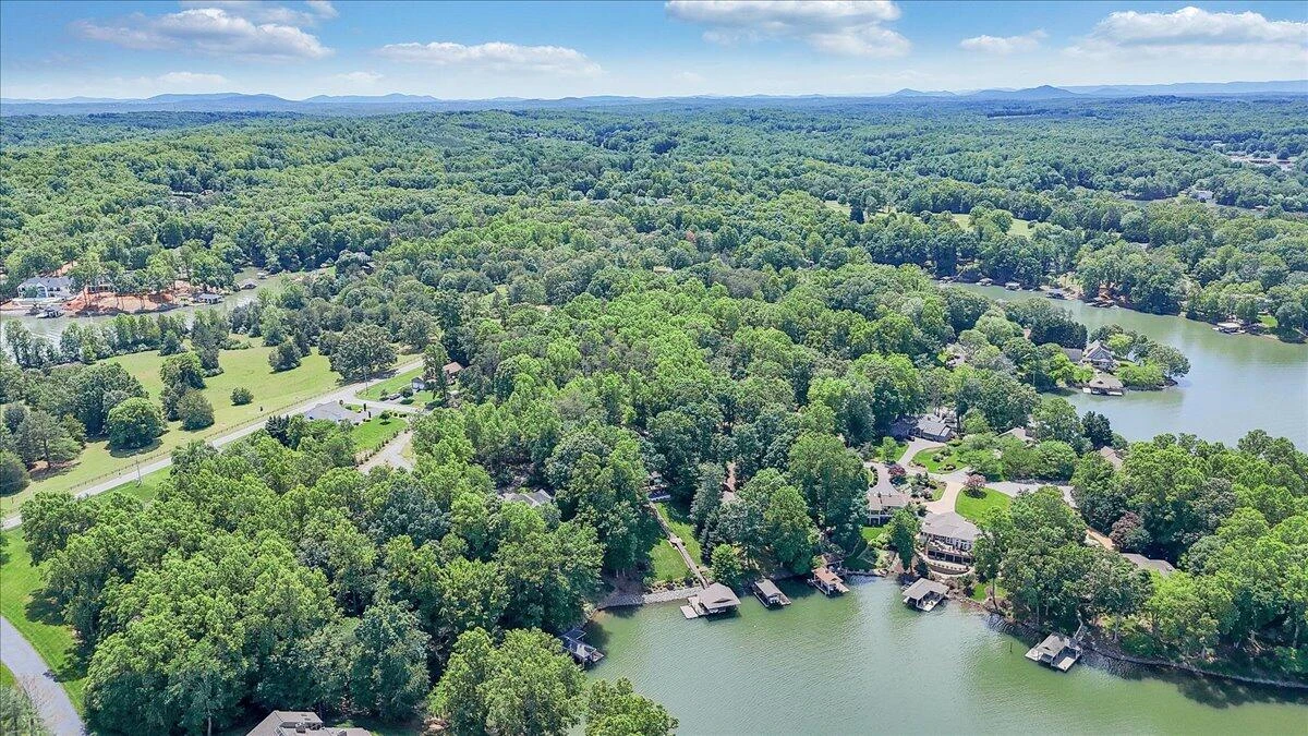 114 Freeboard DR - Photo 119