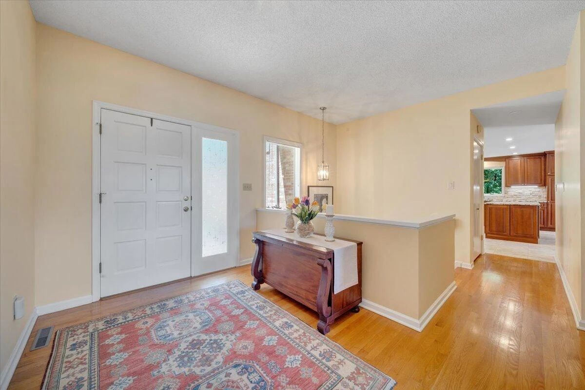 114 Freeboard DR - Photo 17