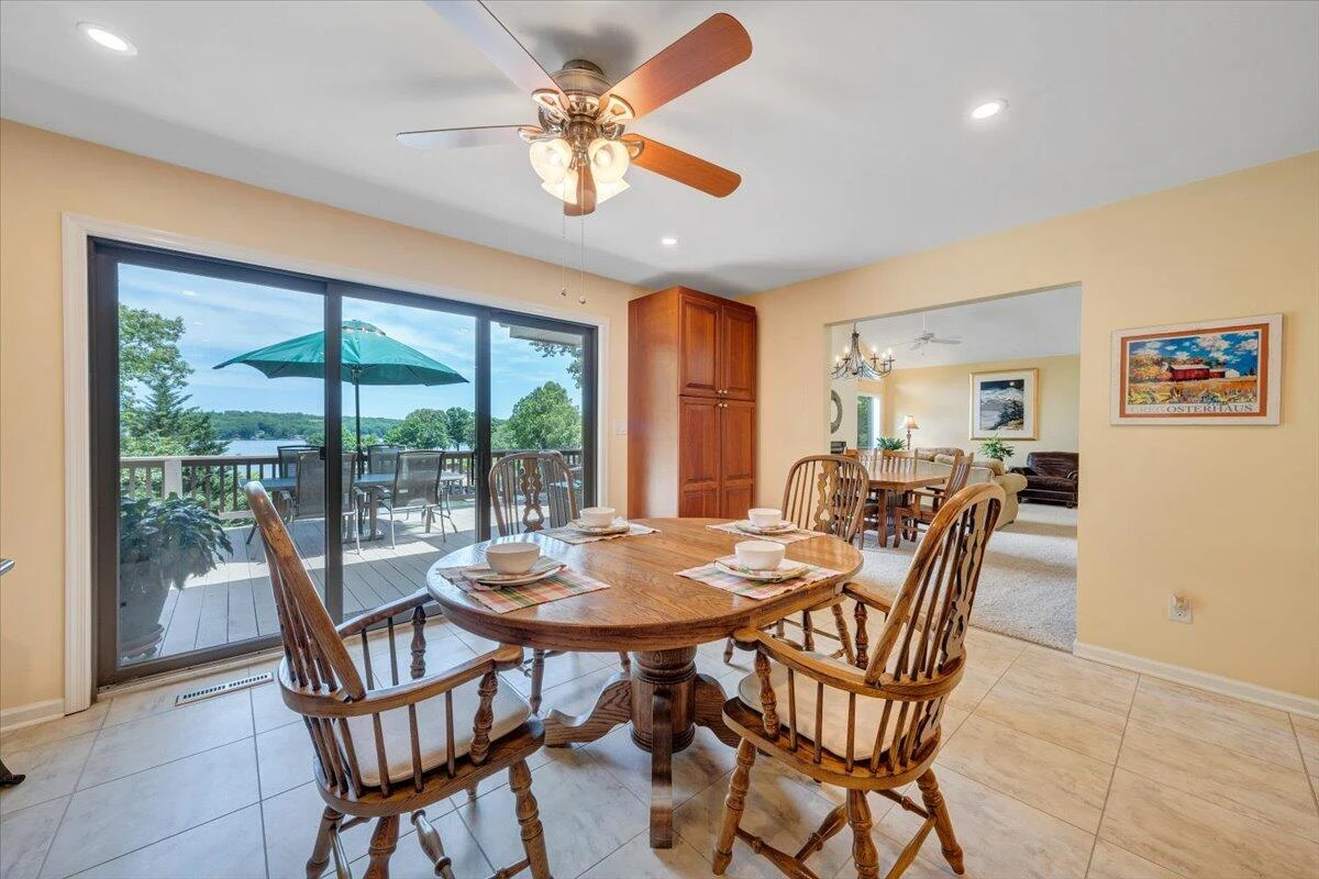 114 Freeboard DR - Photo 30