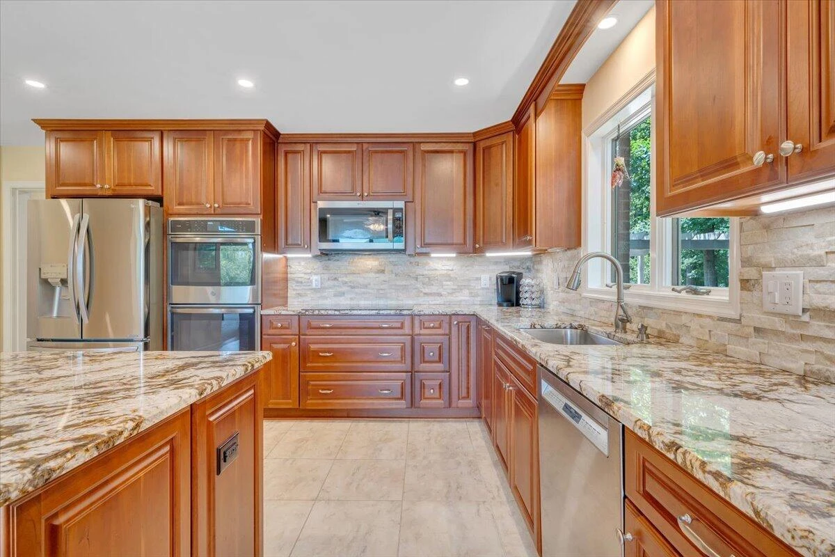 114 Freeboard DR - Photo 34